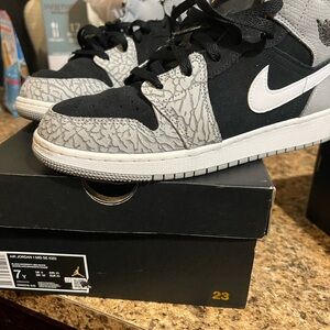 Nike Air Jordan Kids Shoes - Black and Gray